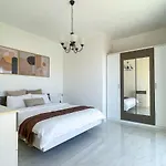 Penthouse With Xlendi Views & Two Large Terraces 아파트