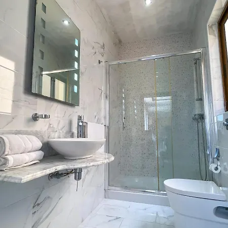 Apartmán Penthouse With Xlendi Views & Two Large Terraces