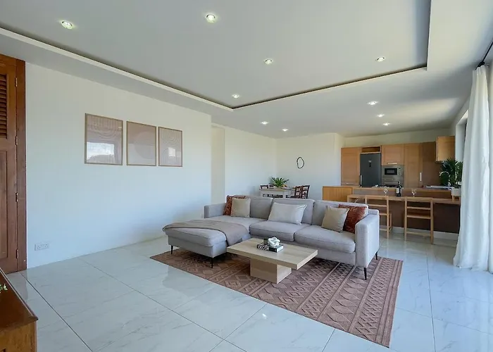 Penthouse With Xlendi Views & Two Large Terraces Apartment Munxar